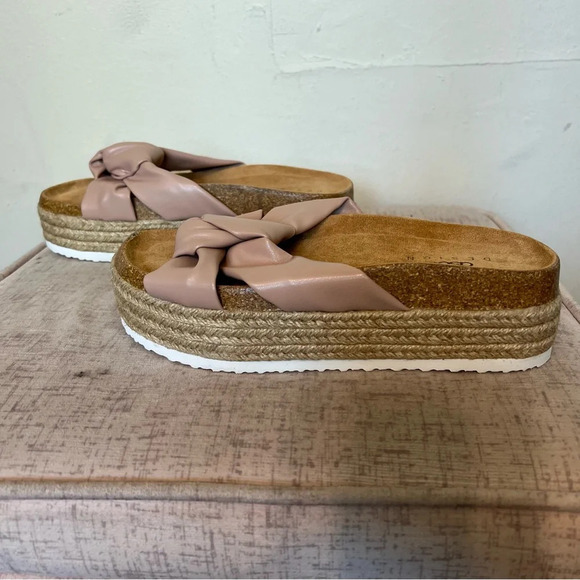 ASOS DESIGN Wide Fit Teegan Knotted Flatform Sandals in Beige Slip On Shoes Sz 8 - Picture 4 of 9